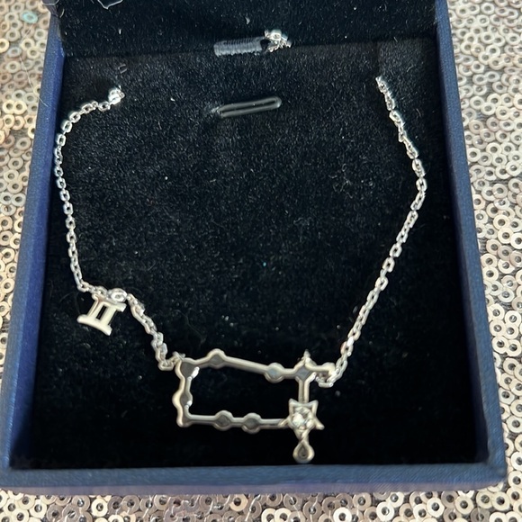 ⭐️cryslove Zodiac Sign Gemini Necklace⭐️ - Picture 7 of 8